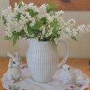 【ナチュラルキッチン購入品】550円の花瓶に一目惚れ♪ヒメウツギを飾って、コタツを片付け、春インテリアに♬（記事下にPR含）