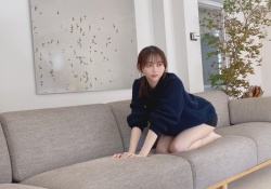 【画像】弓木奈於ちゃんって条件付きだけどぐうかわなモデル体系お姉さんだよな
