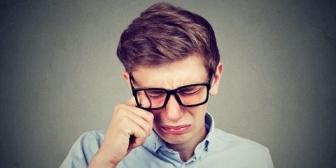 【会わずに別れていいよね？】いつもどことなくオドオド、デートの行き先も食べ物も意思表示出来ない…イイとこ見つけようが無くもうギブ。