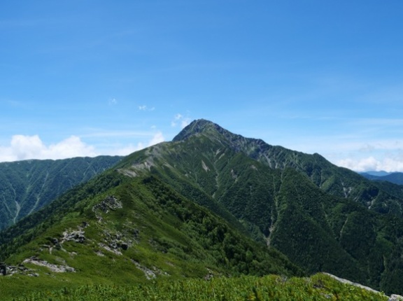 「富士山になれ 日本一の山は有名だけど2位は誰も知らない」