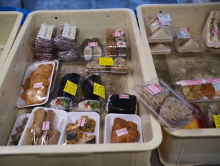 市場の買い出し