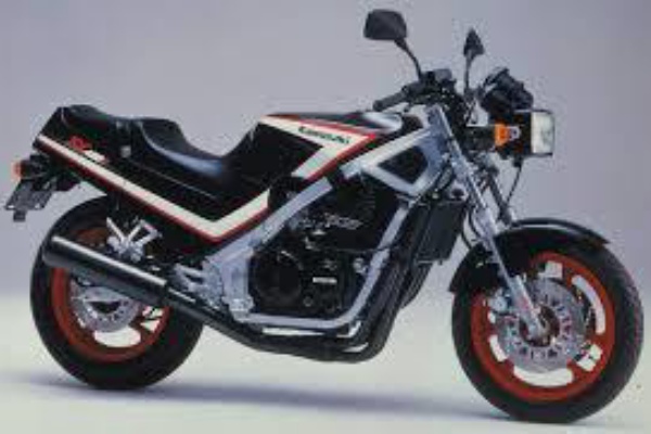 こんなカッコいいバイクが当時ド不人気バイクだったからね 乗り物速報