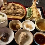 陽はすでにカンジス川から