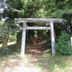 くぐる鳥居は鬼ばかり