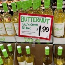 ぜったい値段設定がおかしいよー！このTrader Joe’s の白ワイン