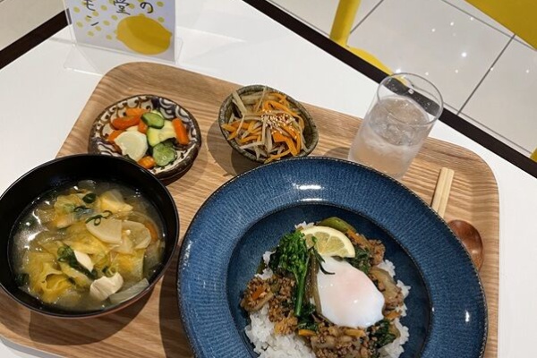 あっちこっち ここdeランチ - カフェランチ