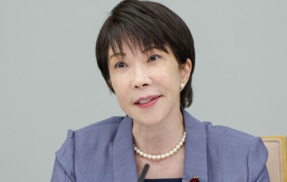 高市首相「化粧や朝風呂で男性首相より1日3〜4時間余分に使っているかもしれない。国の将来をじっくり考える時間の確保も簡単ではない」