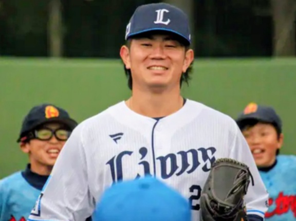 崖っぷちの青山投手が生き残るためには。