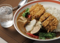 カツカレーの1+1=1.5感