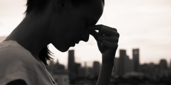 旦那の不妊で、義母に金なら出すから不妊治療してくれと言われて2年頑張ったけど妊娠しなかった。もうやらないと言っても義母は孫孫うるさくて・・・
