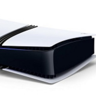 [ン]パソコンガ、PS5が値上げした今こそPCと称し同等性能のPCを～と言い出すもそのパーツ選定が入力デバイスの予算5千円などと滅茶苦茶だった