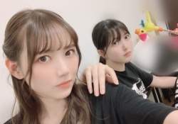 【衝撃】久保史緒里ちゃん、指先までキレイ・・・