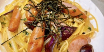 【ななし】なんでいつもきのこ食ってんだよ怖いよ