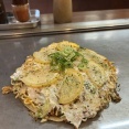 え？ソースじゃないの？お好み焼きの新境地！「三國志」