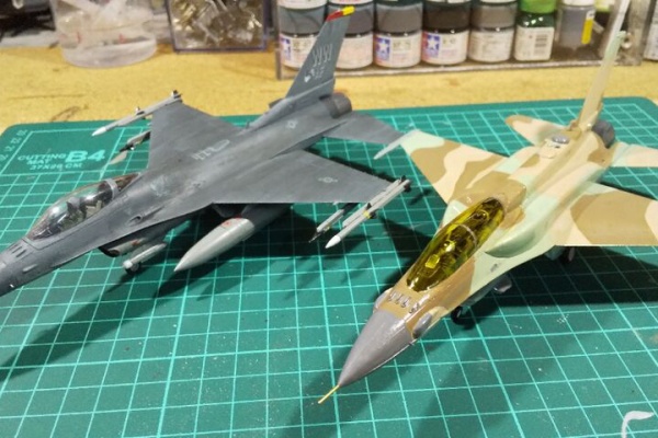 クローゼットの中のおもちゃ箱 - ハセガワ 1/72 イスラエル空軍F-16I