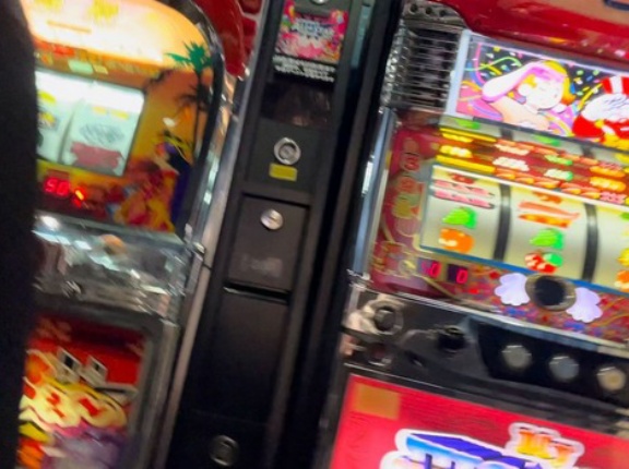 神奈川県警、闇スロを摘発ｗｗｗｗｗｗ