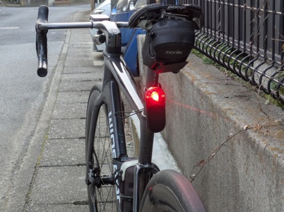 【実走レビュー】COOSPO TR70 スマートレーダーテールライト おすすめポイントと惜しい点