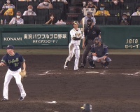 【急募】牽制球投げたらファーストが不在のときの対処法ｗｗｗｗｗ