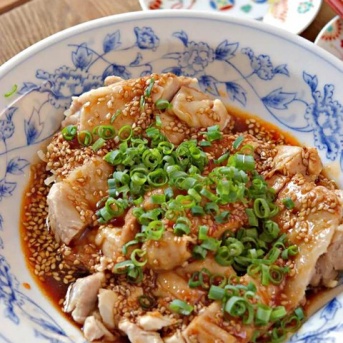 【忙しい日に◎】じゅわっとおいしい！レンチンで簡単「鶏もも」レシピ