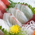 刺身に付いてる大根の千切り？みたいな奴って食うのが正解なの？