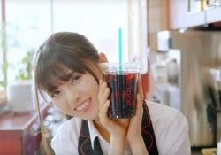 【朗報】本日から！齋藤飛鳥ちゃんがベローチェキャンペーンガールになってるぞ！！！