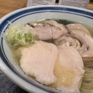 偶然見つけた『塩らーめん』が、とんでもなく感動的で虜になってしまった話〜堺筋本町　らーめん久遠〜　　　　