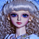 紗枝香さんは、いつも少年ドールも顔負けの堂々とした態度でいますね。