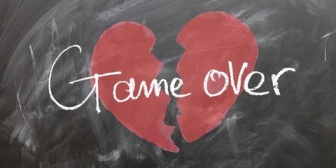 6年間付き合ってた彼氏に捨てられた。氏にたい