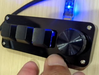 TemuとかAliExpressで激安で購入したUSB機器が動作しなかったときは、コレを入れ替えると動作する時が結構あります。。。