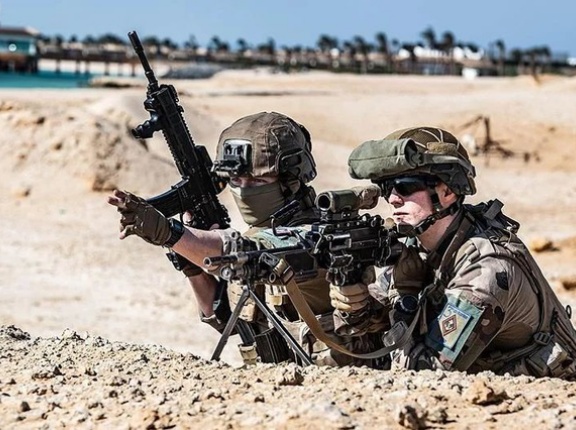 フランス人「お前らの国が最後に戦争をしたのは何年だった？」