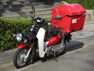 郵便局、バイク乗る配達員アルコールチェック点呼なしあまりにもヒドすぎる