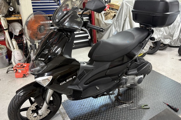 カスタムバイクショップYon-SIGN - VXR