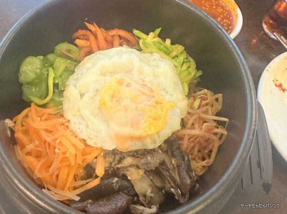 【マンチャン Manchan Korean Restaurant】　at　Sukhumvit Soi33/1　～お手頃な老舗韓国レストラン！パンチャンもおすすめ！～