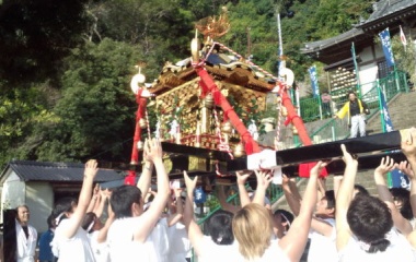 『温泉神社大祭』の画像