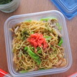 『包丁もまな板もフライパンも使わないレンチン焼きそば』の画像