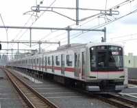 『東急電鉄5050系5177編成の床下機器は軌道検測装置だった』の画像