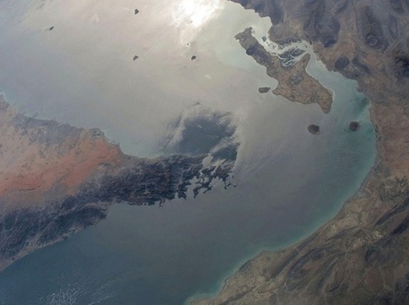 【速報】イランがホルムズ海峡開放　原油価格暴落