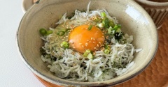 しらす丼と冬瓜スープ素麺のお昼ごはん&楽でマラソン最終日