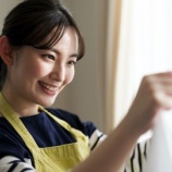 『【炎上】20代女子が憧れる専業主婦イメージが酷すぎる！ 「現実を知ろう」「これ専業主婦やない、ニートや」』の画像