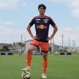 『「まさに大型新人❕」RB大宮 下部組織出身 U-18日本代表DF酒井舜哉が来季よりトップ昇格が内定したと発表‼190cmの長身を誇るCB「NACK5スタジアム大宮で 早く自分のプレーを」』の画像