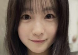 【朗報】鈴木佑捺さん、ひと足さきにグッズ売り切れwwwwwww