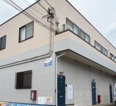 桜ヶ丘駅ちかくに「リフォームコム」ってリフォーム会社ができてる