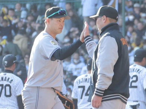 巨人・阿部監督「キリン（秋広）がもう、芯に当たらなくなってきてるからね、そろそろ潮時かなと思って」