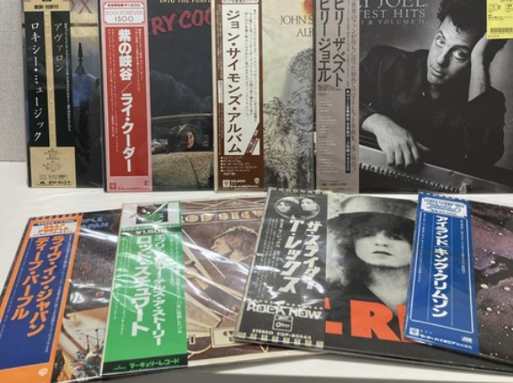 【9/25(金)ROCK中古レコード新入荷情報】帯付含め王道ROCKやサントラLPも入荷！