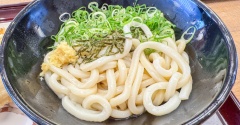 新しくオープンしたうどん屋さん「うどん食堂」&今日は京都に行ってきます