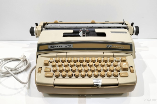 Extinct Media Museum Tokyo - Typewriter：タイプライター
