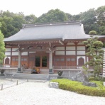 壊れた玩具で遊ぶ日々