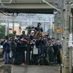 撮り鉄5人組「集団で万引きするゾｗｗｗｗｗｗ戦利品は転売ｗｗｗｗｗｗ撮り鉄なら新幹線の無賃乗車も当たり前だよなあｗｗｗｗｗｗ」