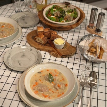 チキンクリームシチューとごちそうサラダとかの夜ごはん&楽天マラソン最終日