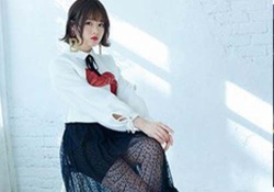 【驚愕】山崎怜奈ちゃんの生脚がチラリしててけしからんなぁｗｗｗｗｗｗ